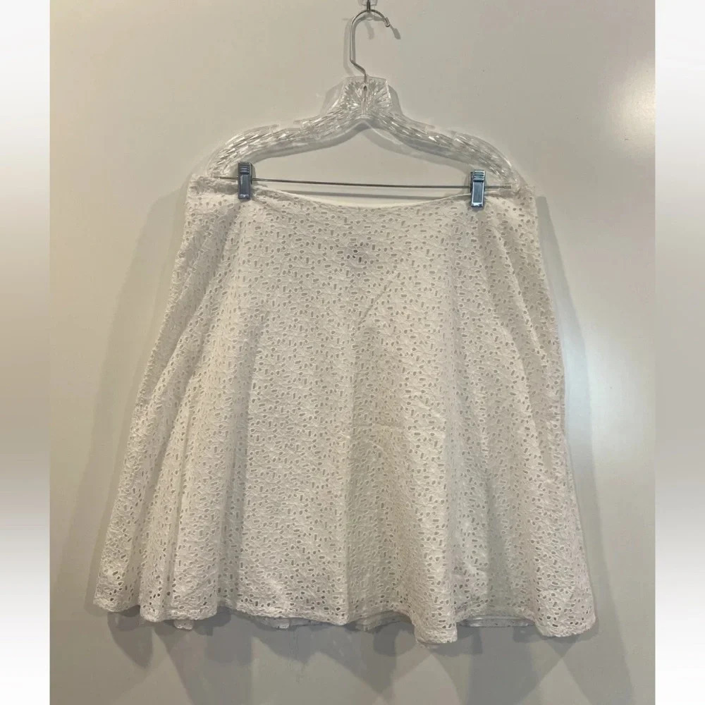 Gap White Eyelet Lace Skirt Womens Size 14 (224)‎